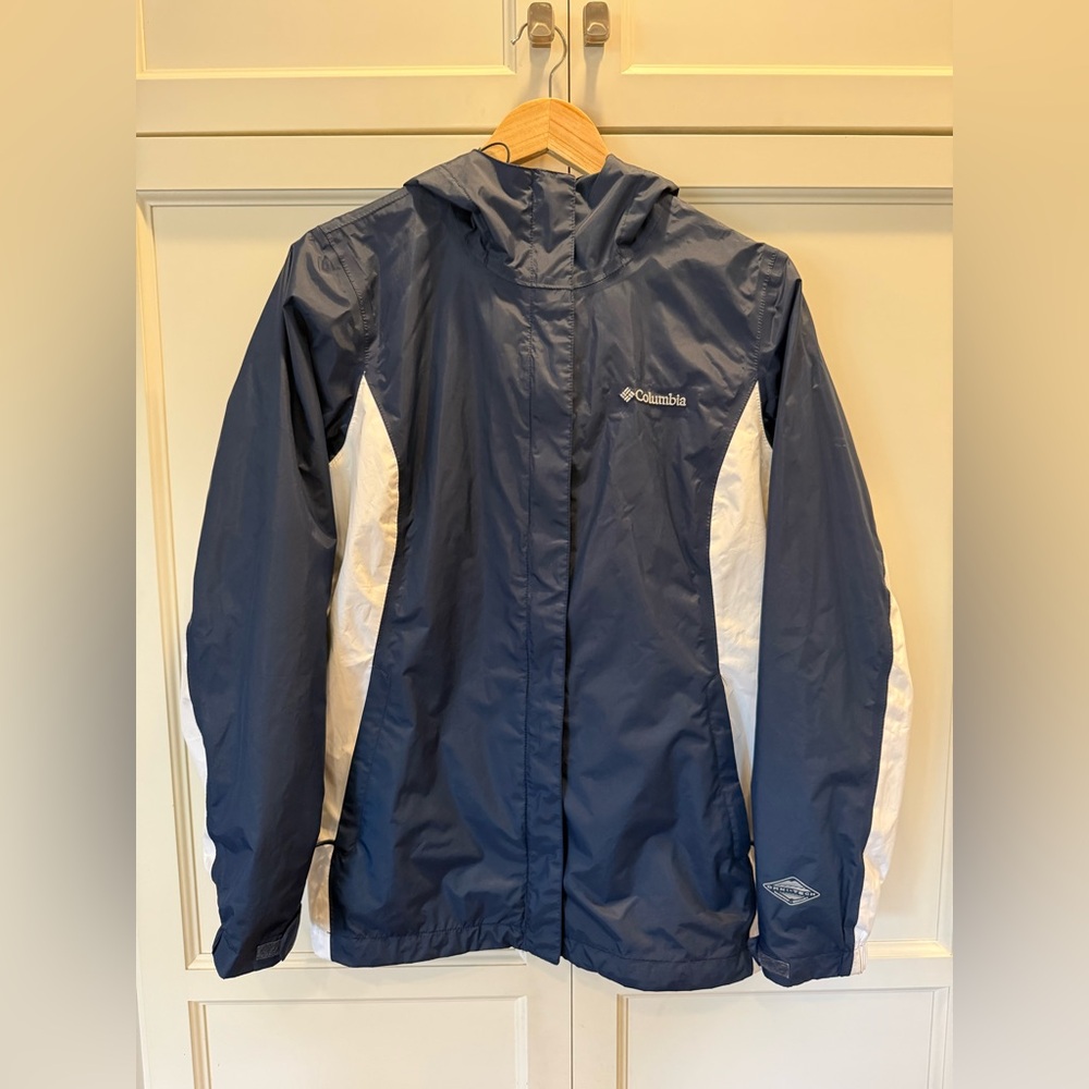 Columbia Blue and White Ski Jacket with Hood